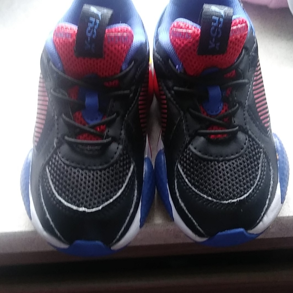 Puma black 7c